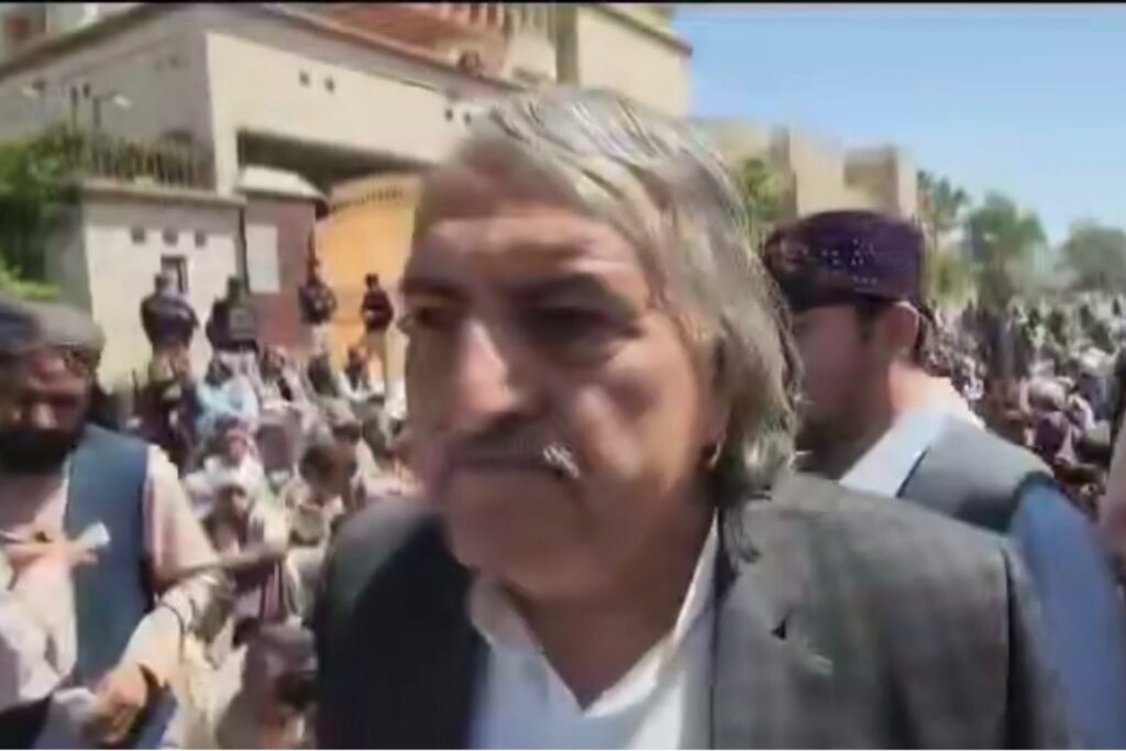 شال: پاکستانی لشکر با چھاپہ تہ برخلاف کاروباری بندغ آتا برانز، دکان تے بند کریر