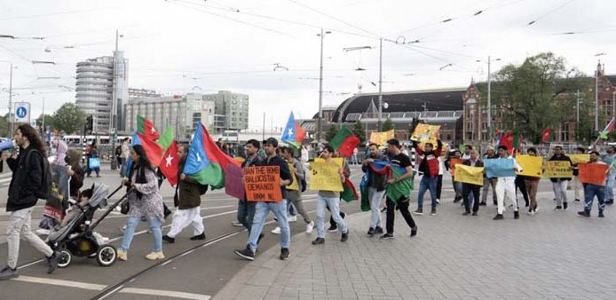 بلوچستان ٹی پاکستانی ایٹمی بمب تراک آتان برخلاف نیدر لینڈ ئٹی برانز