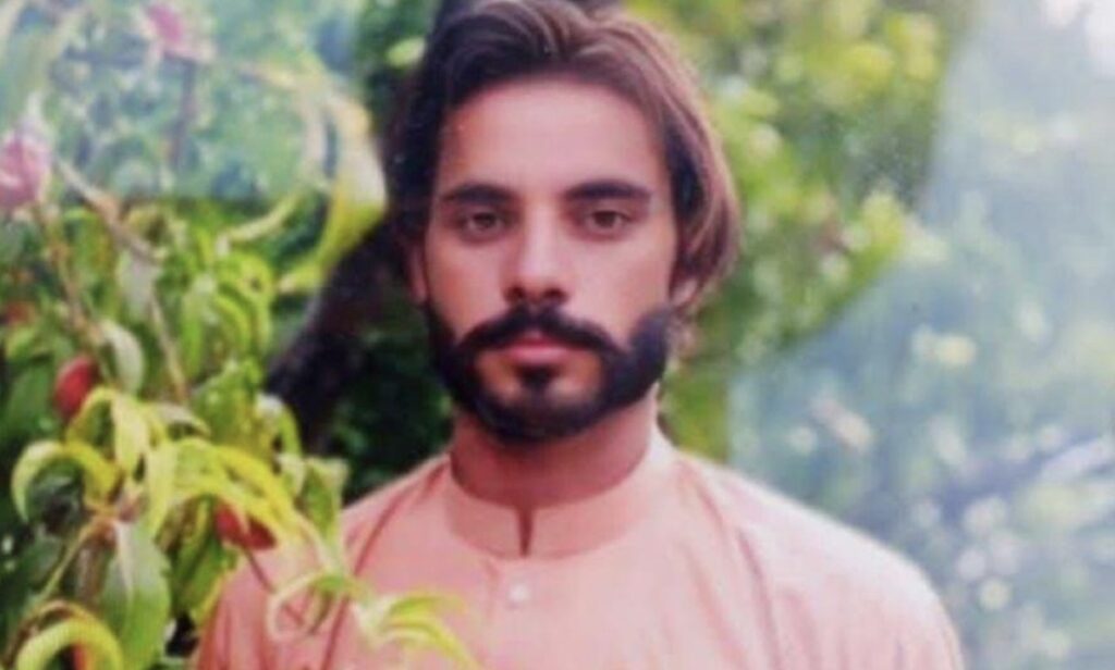 قلات: نماز خواننگ کِن ہِنوکا ورنا پاکستانی لشکر نا دو آن بیگواہ